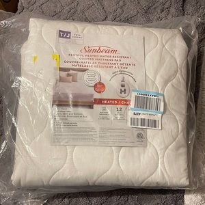 New Heated water resistant quilted mattress pad